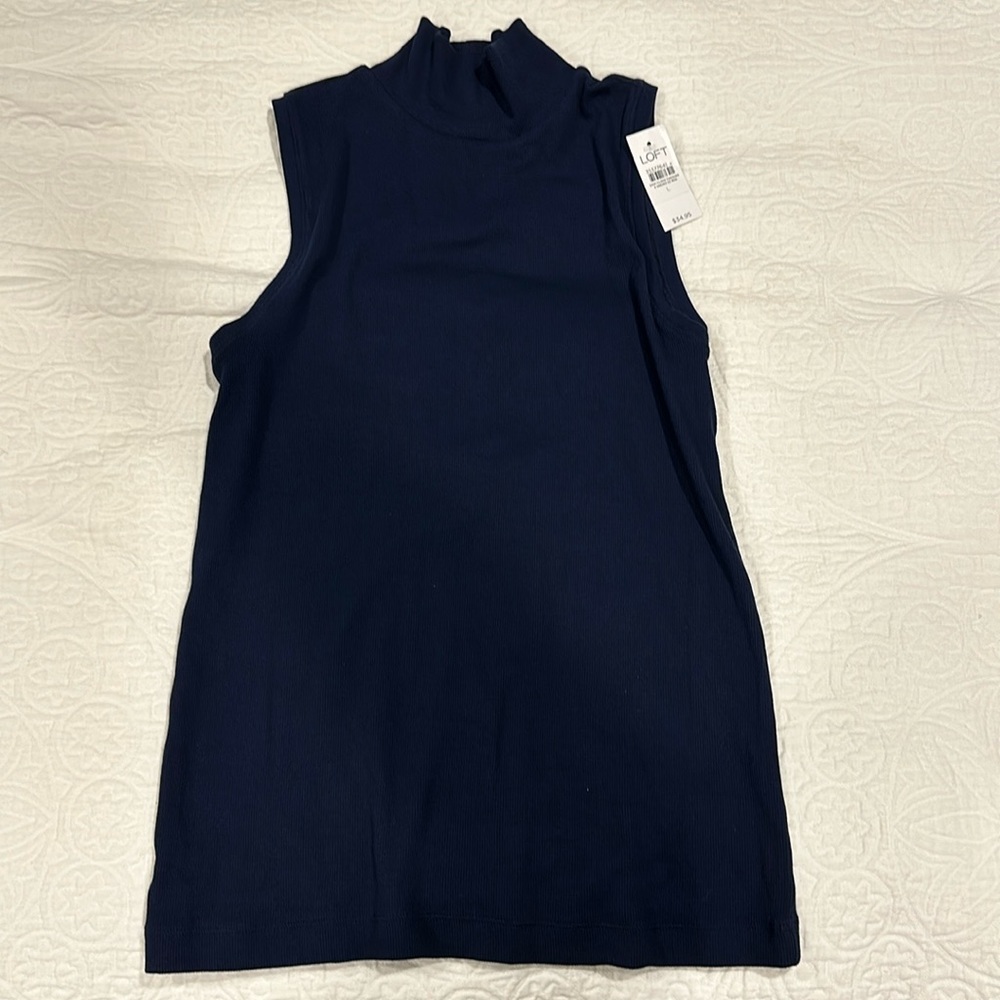 Women’s Large dark blue cotton sleeveless top by loft. Size Large